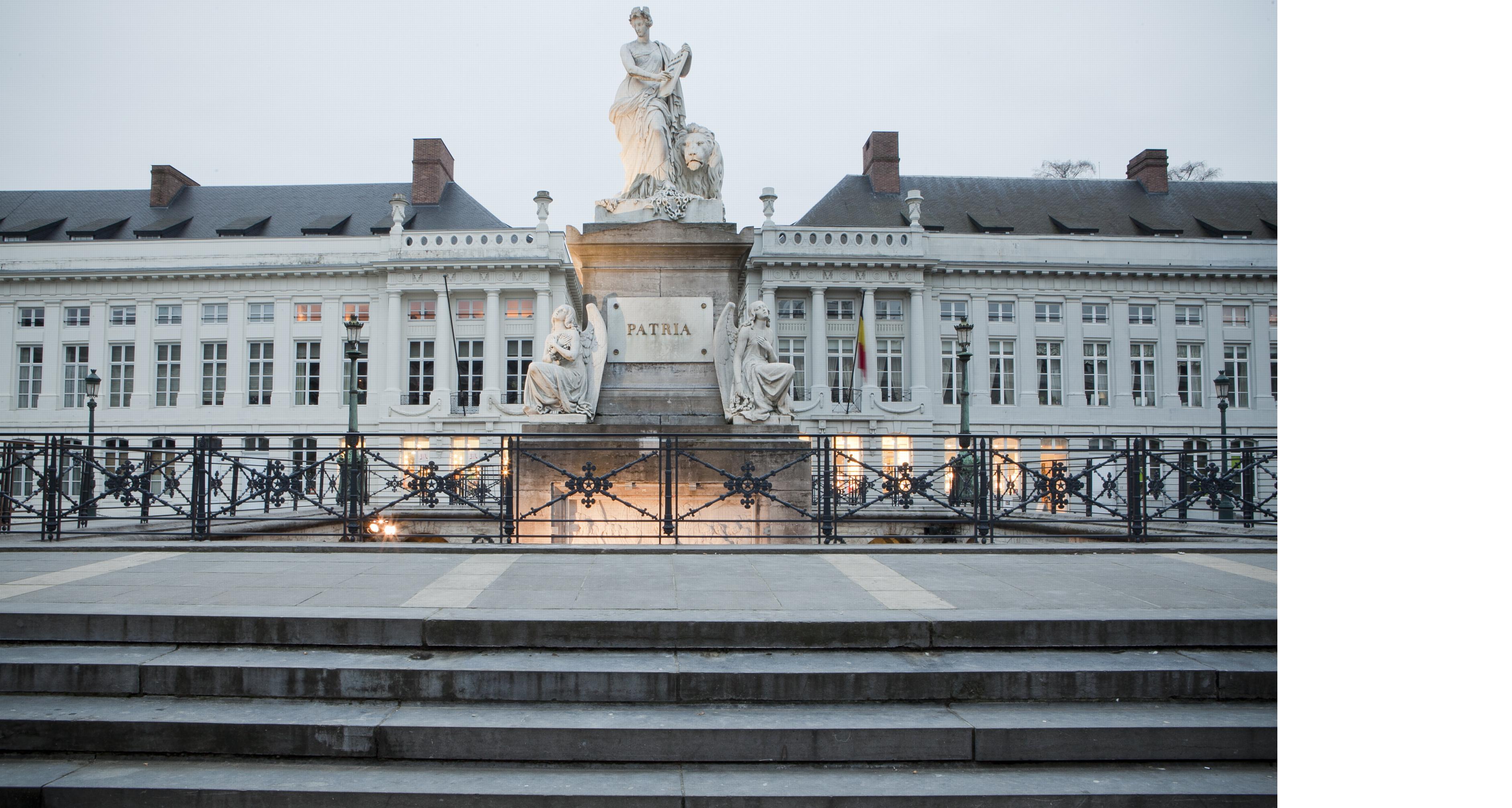 Verkleden als vrouw kan geweld uitlokken (Brussel) Het Nieuwsblad Mobile