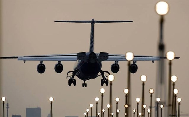 Woesteling valt passagiers aan op vlucht naar Brussel