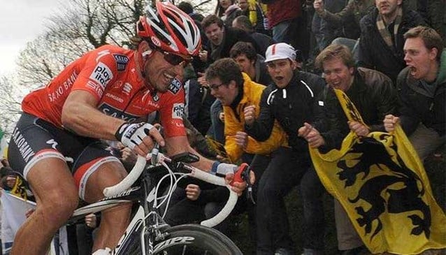 Klopte Cancellara Tom Boonen op een gedopeerde fiets?