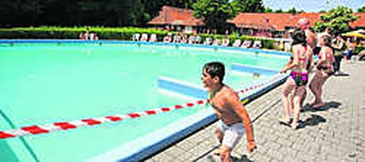 Buitenbad Zwembad Stadspark Ontruimd Turnhout Het Nieuwsblad Mobile
