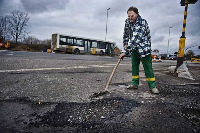 Nóg meer putten in Vlaamse wegen