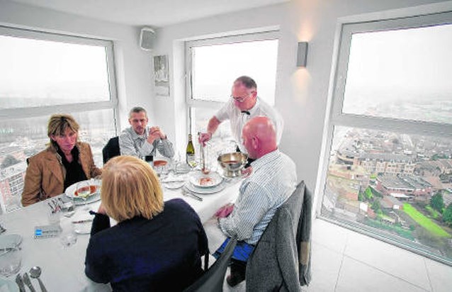 Tafelen op 72 meter hoog