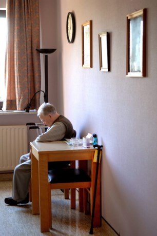 Rusthuis doet meer pillen slikken