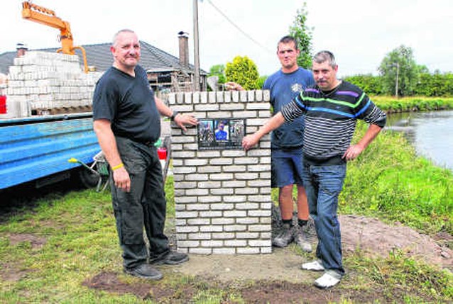 Monumentje en brug voor Wouter Weylandt (Gent) - Het ...