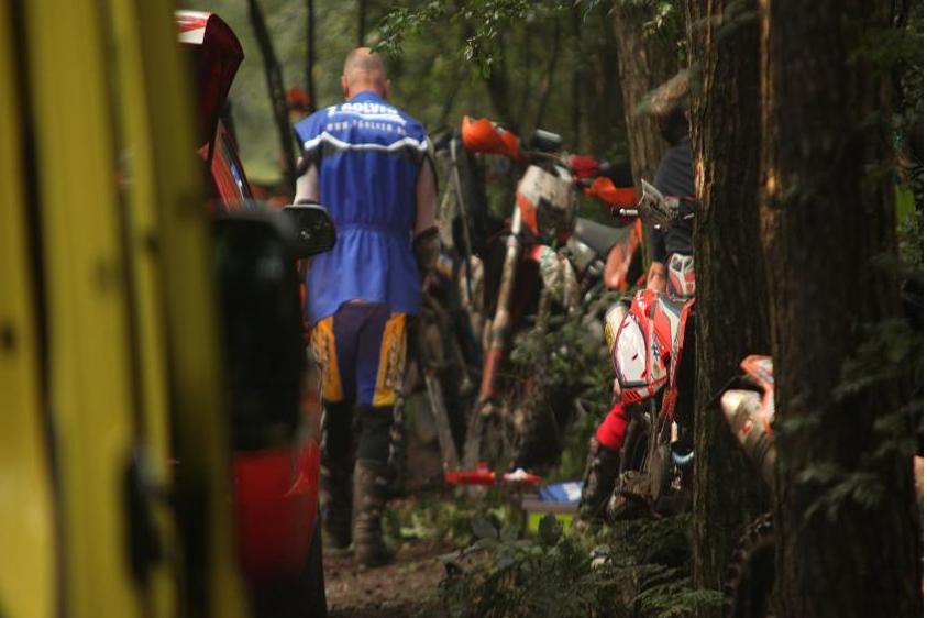 Motorcrosser Sterft Na Klap Tegen Boom (Wuustwezel) - Het Nieuwsblad