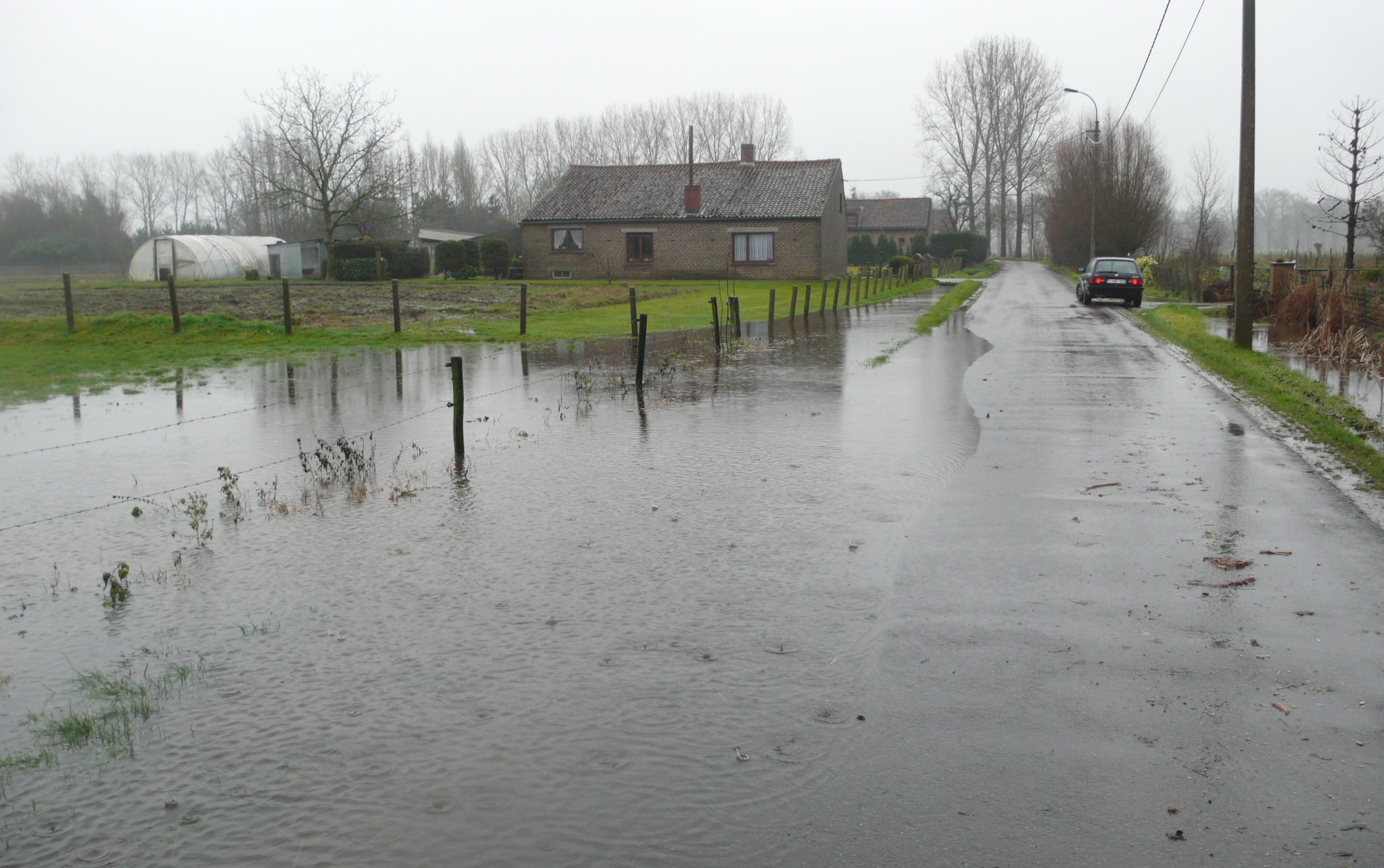 Wateroverlast Door Hevige Regenval (Gent) - Het Nieuwsblad