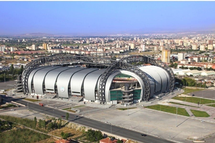 Stadion Jorgacevic Vs Stadion Donk Het Nieuwsblad Mobile