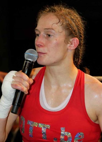 Delfine Persoon Mag Toch In Belgi 235 Tegen Farias Boksen