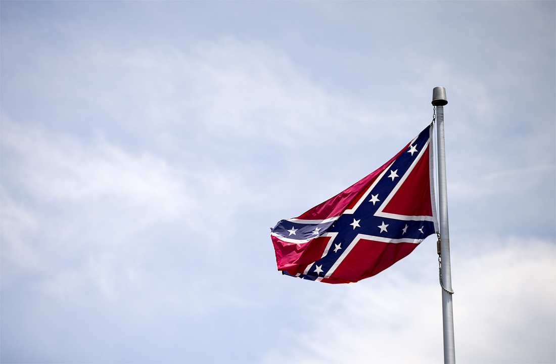 De controle krijgen wassen Luiheid South Carolina stemt voor weghalen 'Confederate flag' aan parlement | Het  Nieuwsblad Mobile