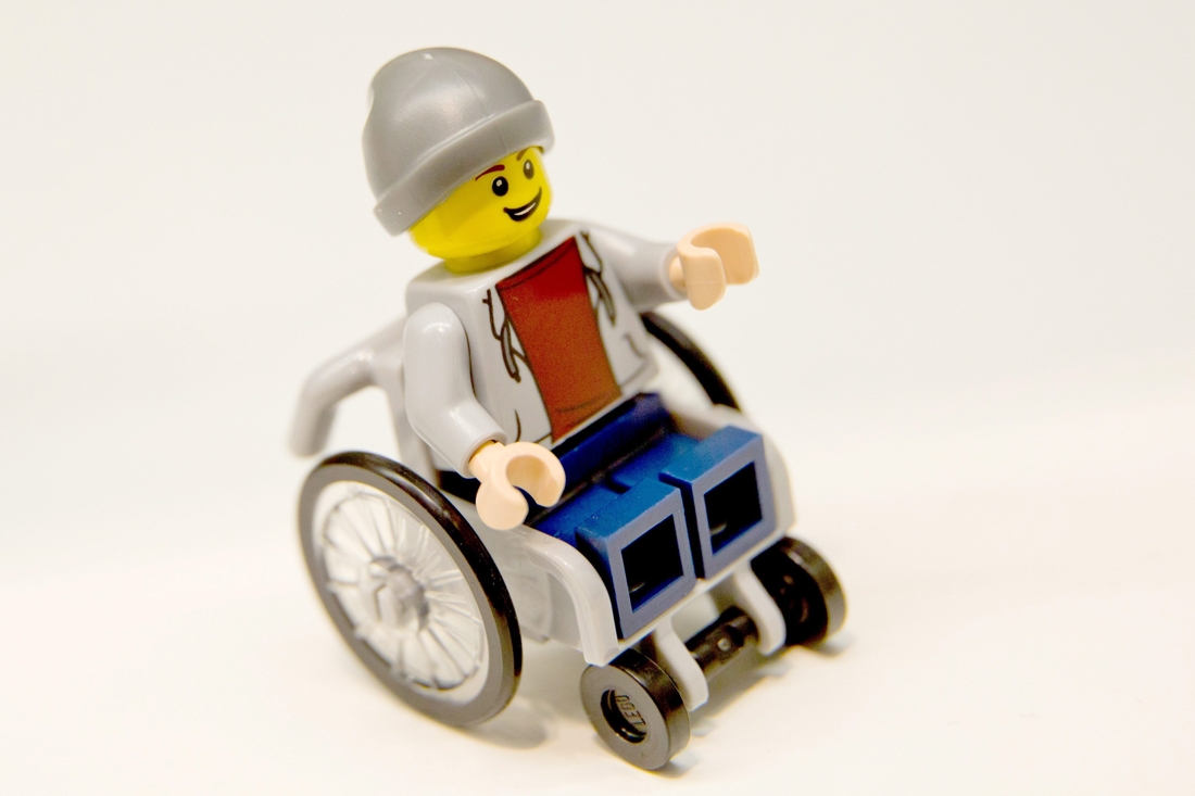 Stewart Island Trillen fysiek Lego stelt mannetje in rolstoel voor | Het Nieuwsblad Mobile