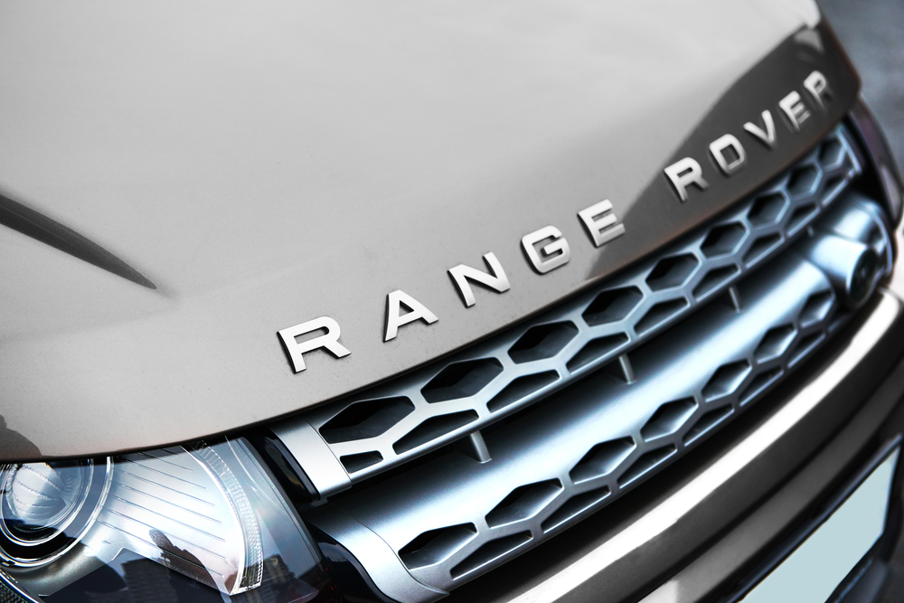 wandelen gids Verschrikking Medewerker Hof van Cleve is Range Rover kwijt nadat hij weer onder invloed  rijdt | Het Nieuwsblad Mobile