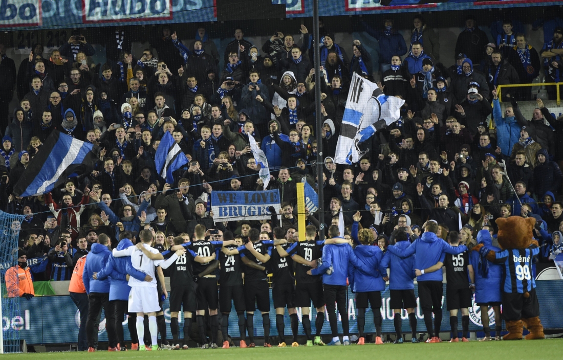 Club Brugge-fans plannen nu al veldbestorming op Facebook