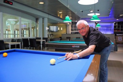 Nieuw Leven In Cafetaria Van Zwembad Van Eyck Gent Het Nieuwsblad Mobile