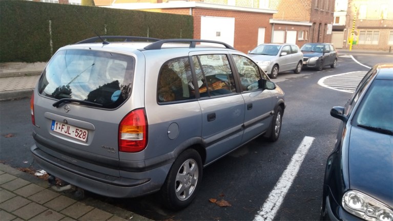 “Wij rijden met een oude auto en hebben daar een verdomd goede reden voor”