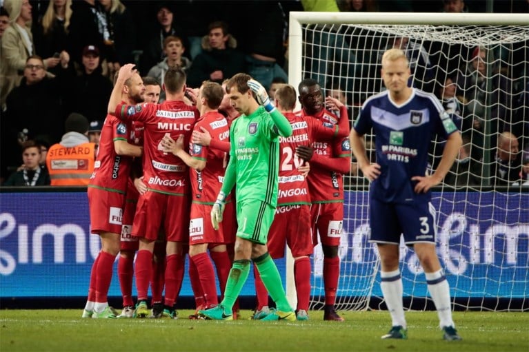 Anderlecht komt weg met punt tegen Oostende na gevleide strafschop