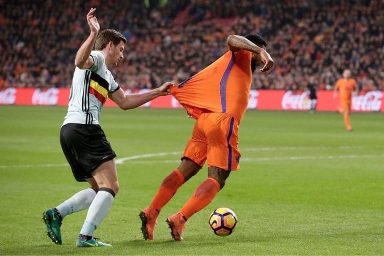 Rode Duivels kunnen niet winnen van mak Oranje na mislukt experiment