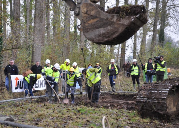 Opgravingen gestart naar Engelse bommenwerper die tijdens WO II neerstortte
