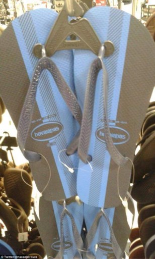 Discussie Op Het Internet Zijn Deze Slippers Zwart Met Blau