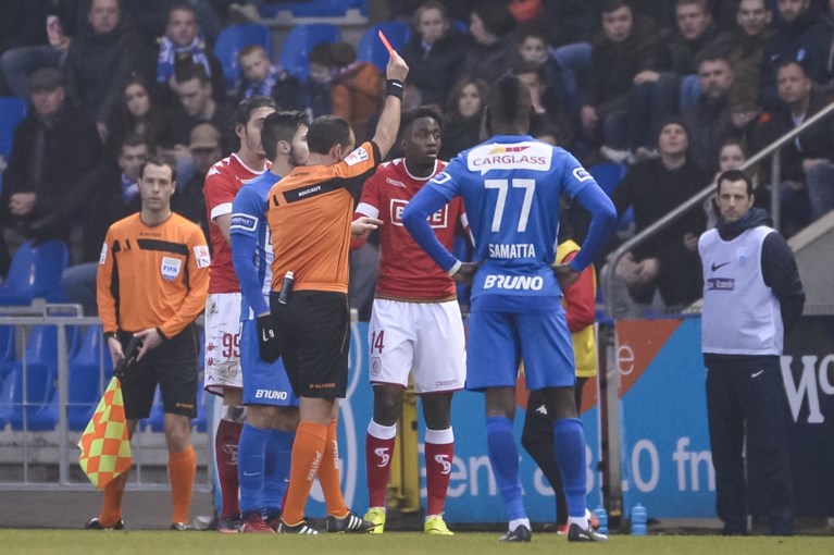 Play-off 1 ver weg voor Racing Genk na fel gelijkspel tegen 10 Rouches