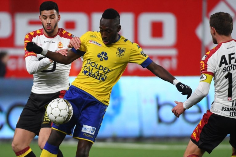 Sint-Truiden pakt gouden zege tegen tien Mechelaars