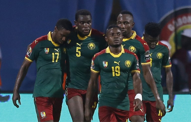 Broos stunt met Kameroen naar finale van Afrika Cup: “Dit is een droom”