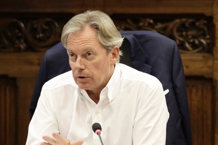 Zo wil de regering een einde maken aan de graaicultuur