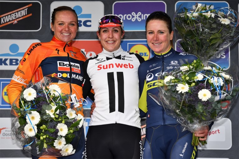 Volledig Nederlands podium na spektakelstuk bij Omloop voor dames