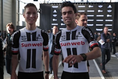 Wilco Kelderman Breekt Vinger In Strade Bianche Het Nieuwsblad Mobile