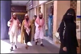 Dit staat je als vrouw te wachten in Saudi-Arabië. En toch is het, mede dankzij België, lid van de VN-commissie voor vrouwenrechten