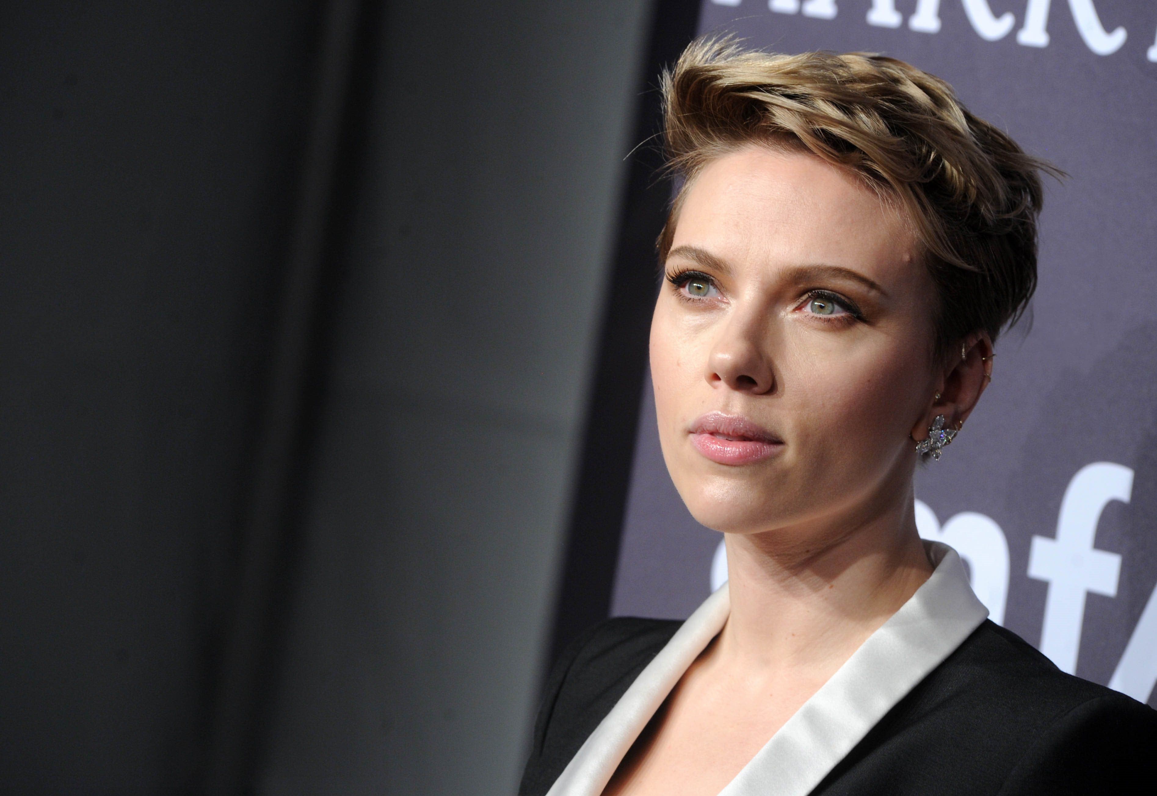 Scarlett Johansson wil haar 72-jarige dubbelgangster ontmoeten Het Nieuwsblad Mobile