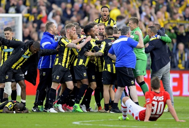 Vitesse klopt AZ en wint met Nederlandse beker zijn eerste prijs ooit