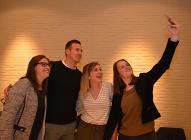 Selfie Met Droomprins Hans Van Alphen Het Nieuwsblad Mobile