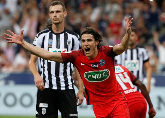 Eigen doelpunt in blessuretijd bezorgt PSG derde Franse beker op rij