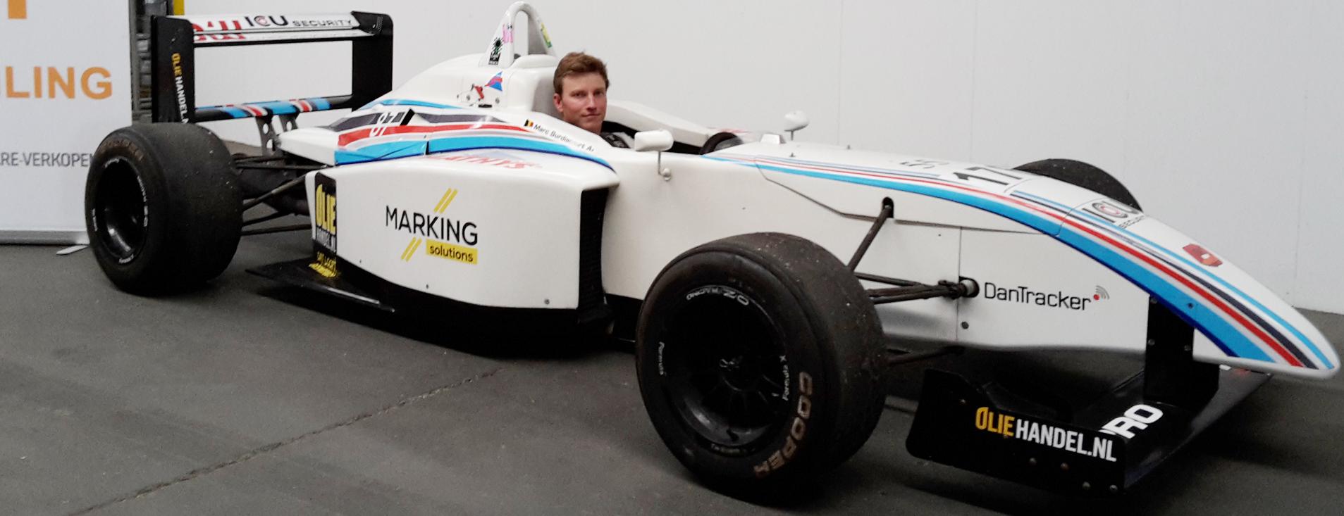 Buitensporig Uitgebreid Oorzaak Buitenkansje voor autofanaten: Formule 3 racebolide te koop (Wielsbeke) |  Het Nieuwsblad Mobile