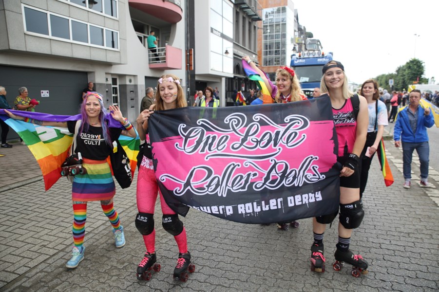 In Beeld Dit Was De Antwerp Pride Parade Antwerpen Het Nieuwsblad