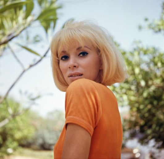 Franse actrice Mireille Darc (79) overleden