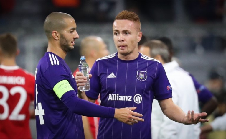 Anderlecht gaat met tien man kansloos ten onder tegen matig Bayern München