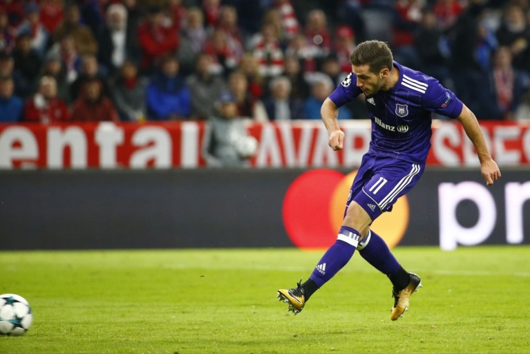 Anderlecht gaat met tien man kansloos ten onder tegen matig Bayern München