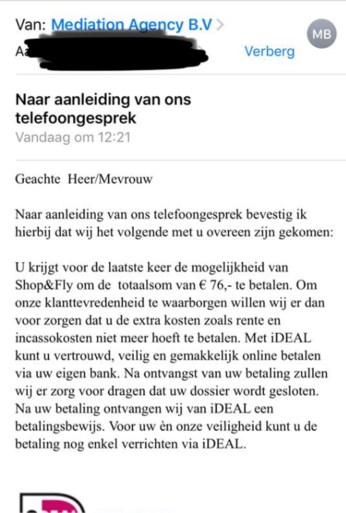 Ze beloven je gratis vliegtickets, dan dreigen ze je af tot je betaalt
