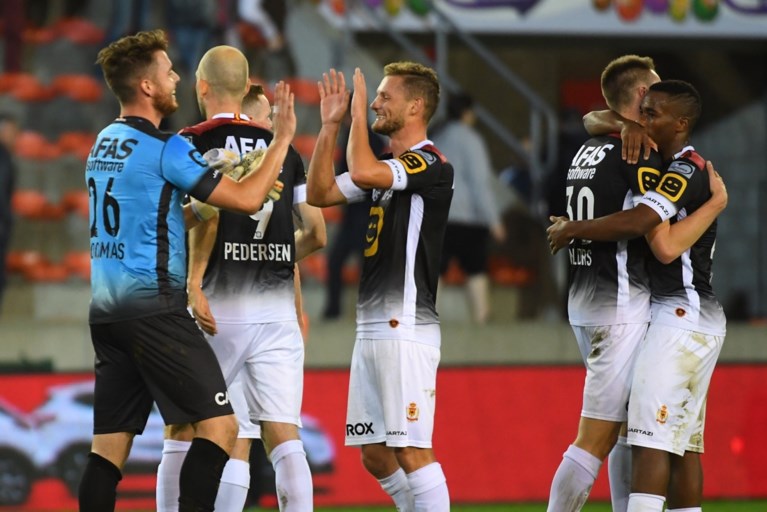 Onwaarschijnlijke slotfase: KV Mechelen pakt punt na geweldige actie van Coosemans
