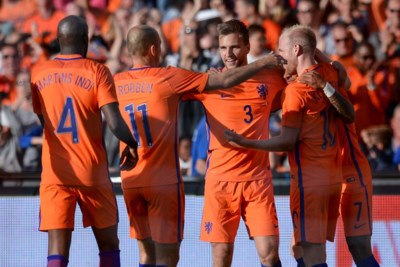 Wk Kwalificatie Nederland Met De Rug Tegen De Muur Ook Dez Het Nieuwsblad Mobile