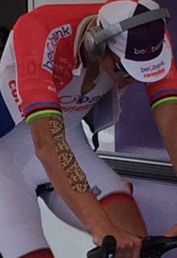 Nee, Mathieu van der Poel heeft geen tattoo