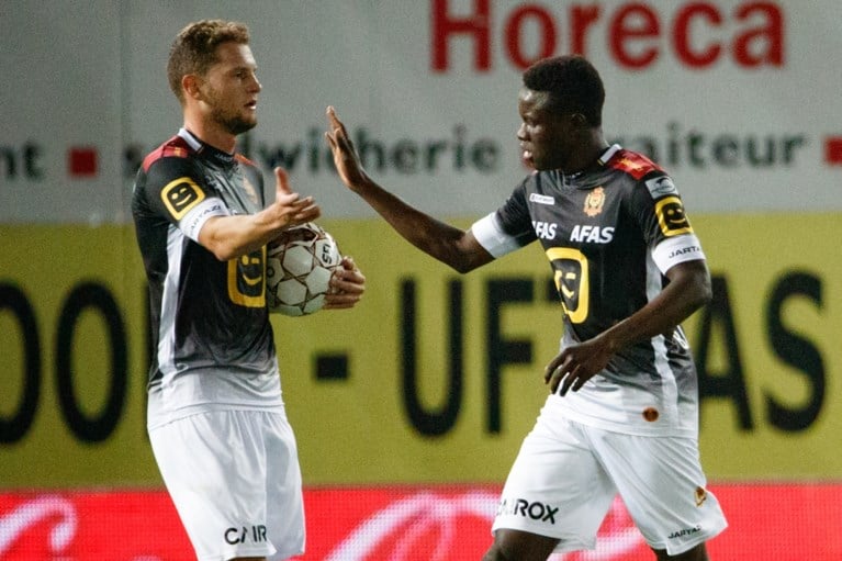 Zulte Waregem maakt einde aan rotreeks, KV Mechelen nu alleen laatste
