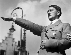 Hitler wilde eerst aansluiten bij andere partij, maar werd geweigerd: “Zonder die weigering was Holocaust misschien nooit gebeurd”