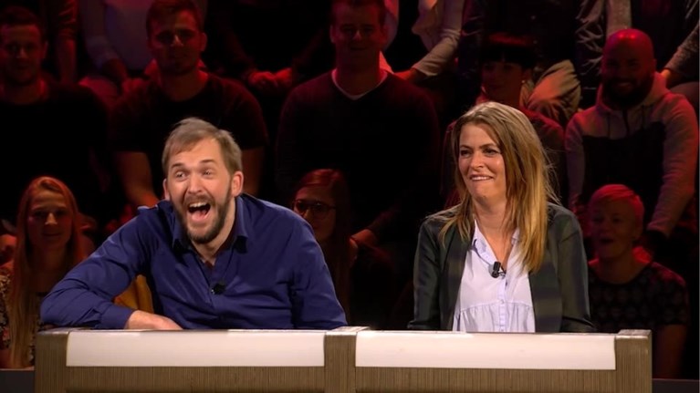 Actrice Katrin snapt het concept niet helemaal tijdens ‘De Slimste Mens’: “Waar is mijn tekst?”