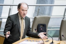 Muyters ontkent: “Ik heb helemaal geen voorstel gedaan aan regering over Uplace”