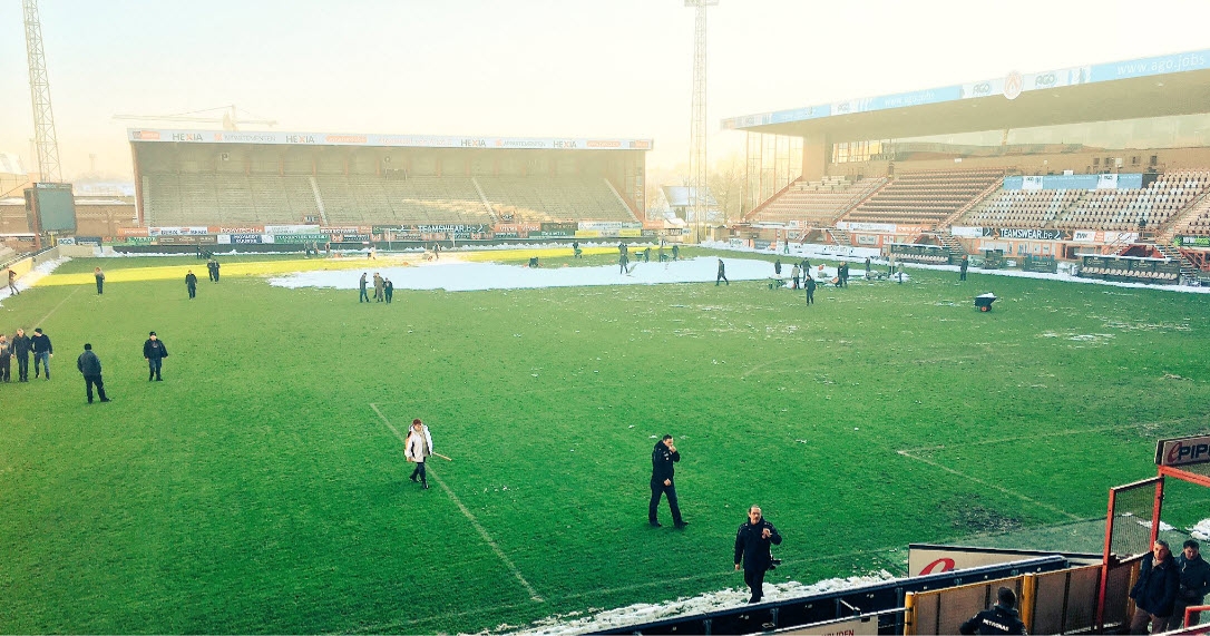 Er wordt gevoetbald vanavond: Kortrijk krijgt veld ...