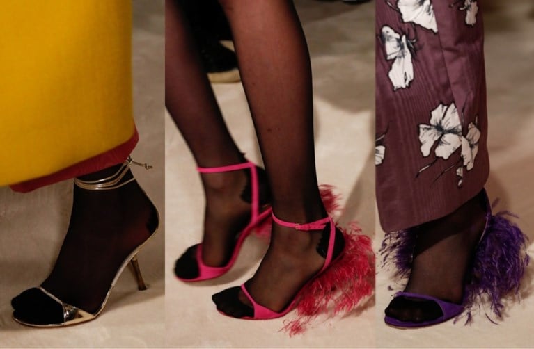Modehuis Valentino brengt de panty’s in sandalen terug