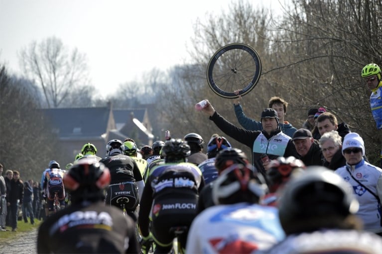 Bent u al klaar voor de start van het Vlaamse wielervoorjaar? Praktische gids voor de Omloop Het Nieuwsblad