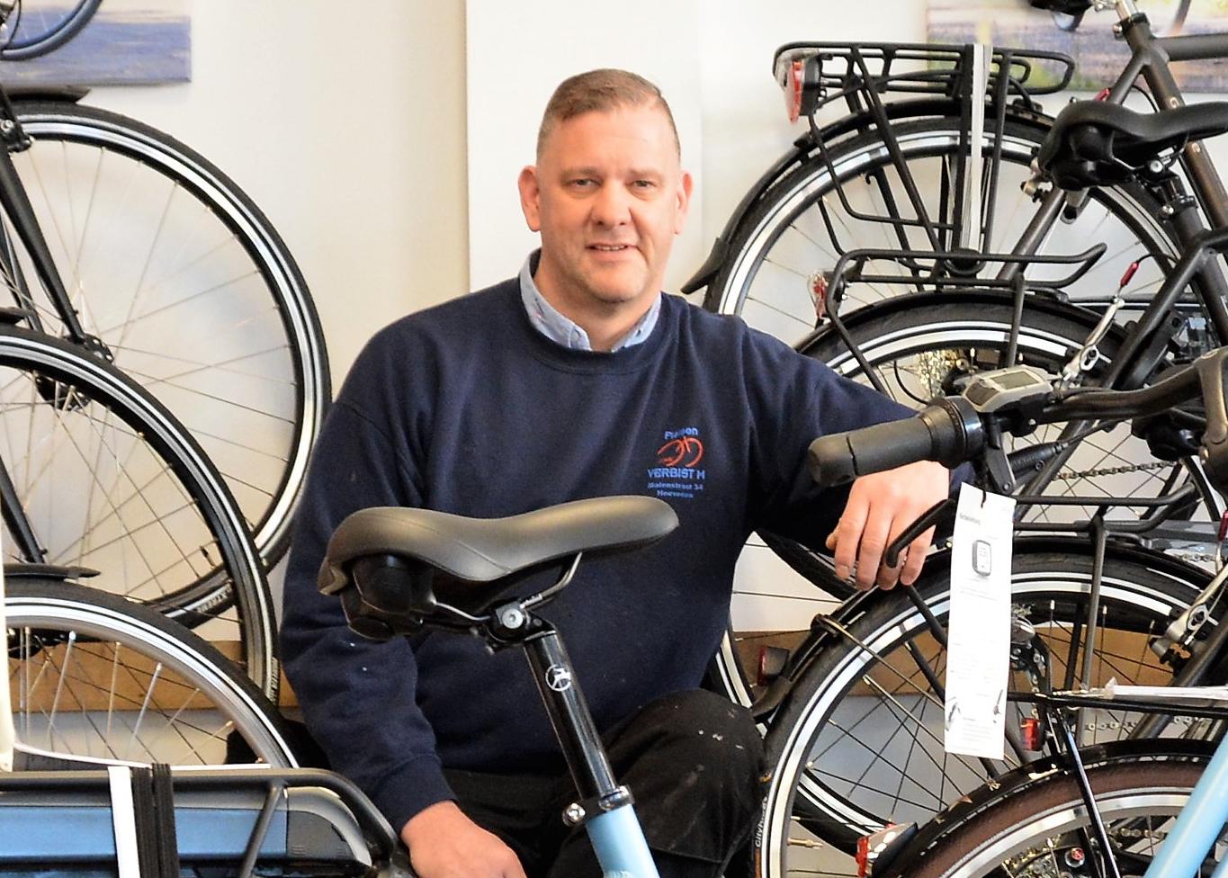 Mark Verbist doet al 25 jaar fietsen (Stabroek) | Het Nieuwsblad Mobile